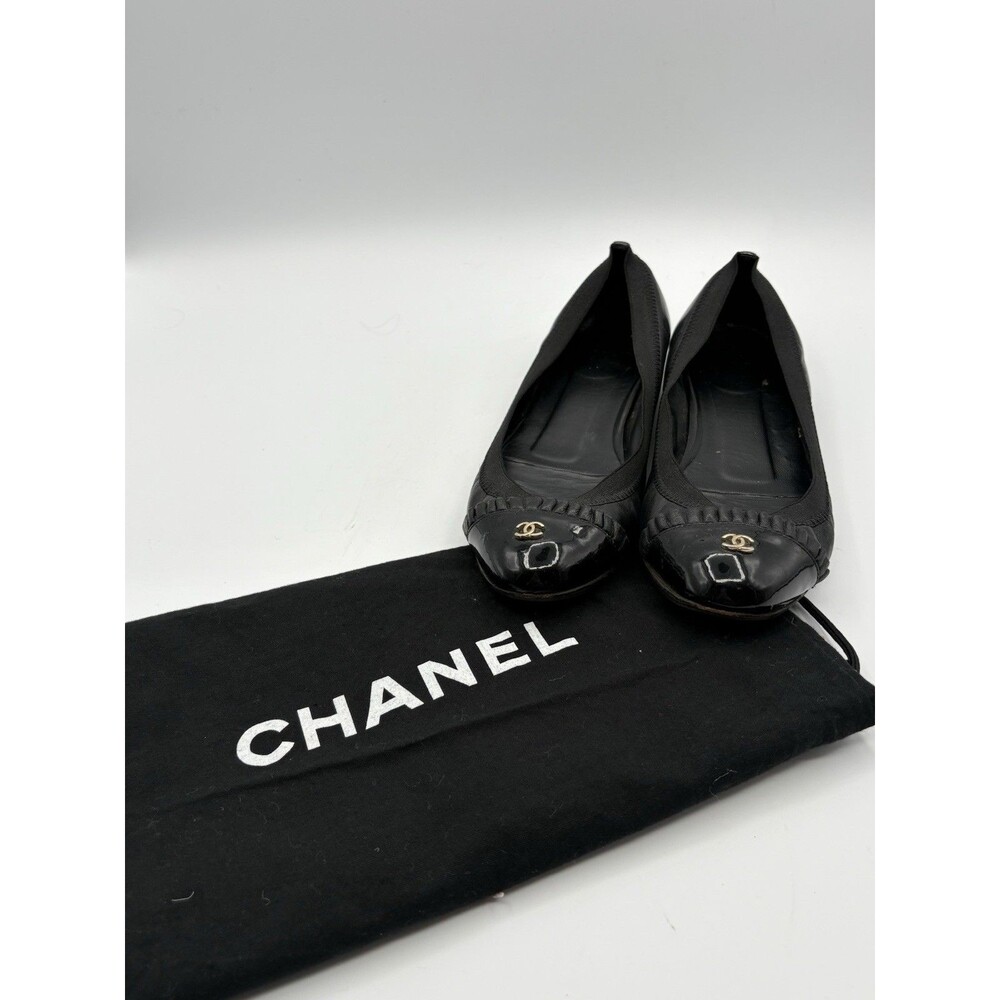 Chanel Black Ballet Flats Patent Leather Cap Toe CC Logo Ruffle Accent EU 35.5 - Picture 13 of 13